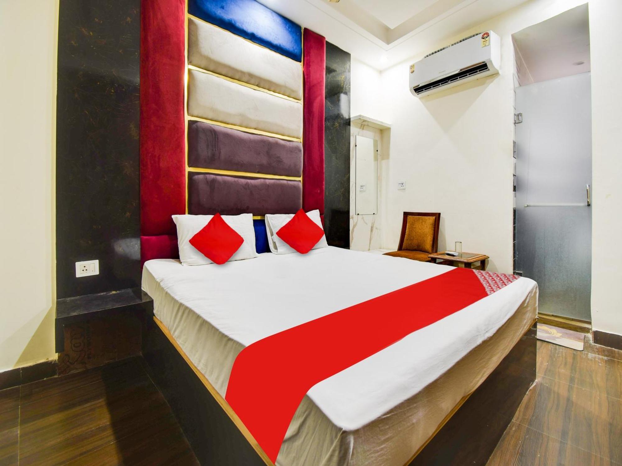 Hotel O Double Rr نيودلهي المظهر الخارجي الصورة