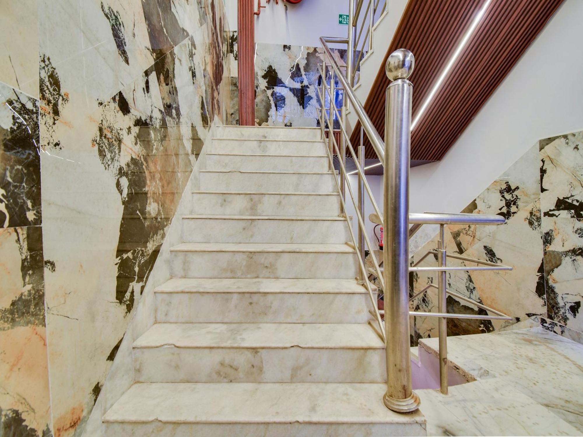 Hotel O Double Rr نيودلهي المظهر الخارجي الصورة